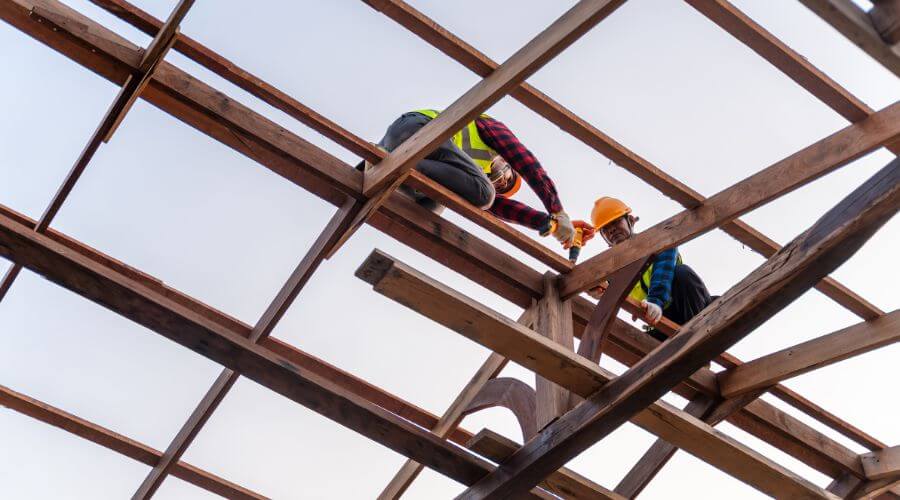 Expert top industrial roofings services in Reddick, IL